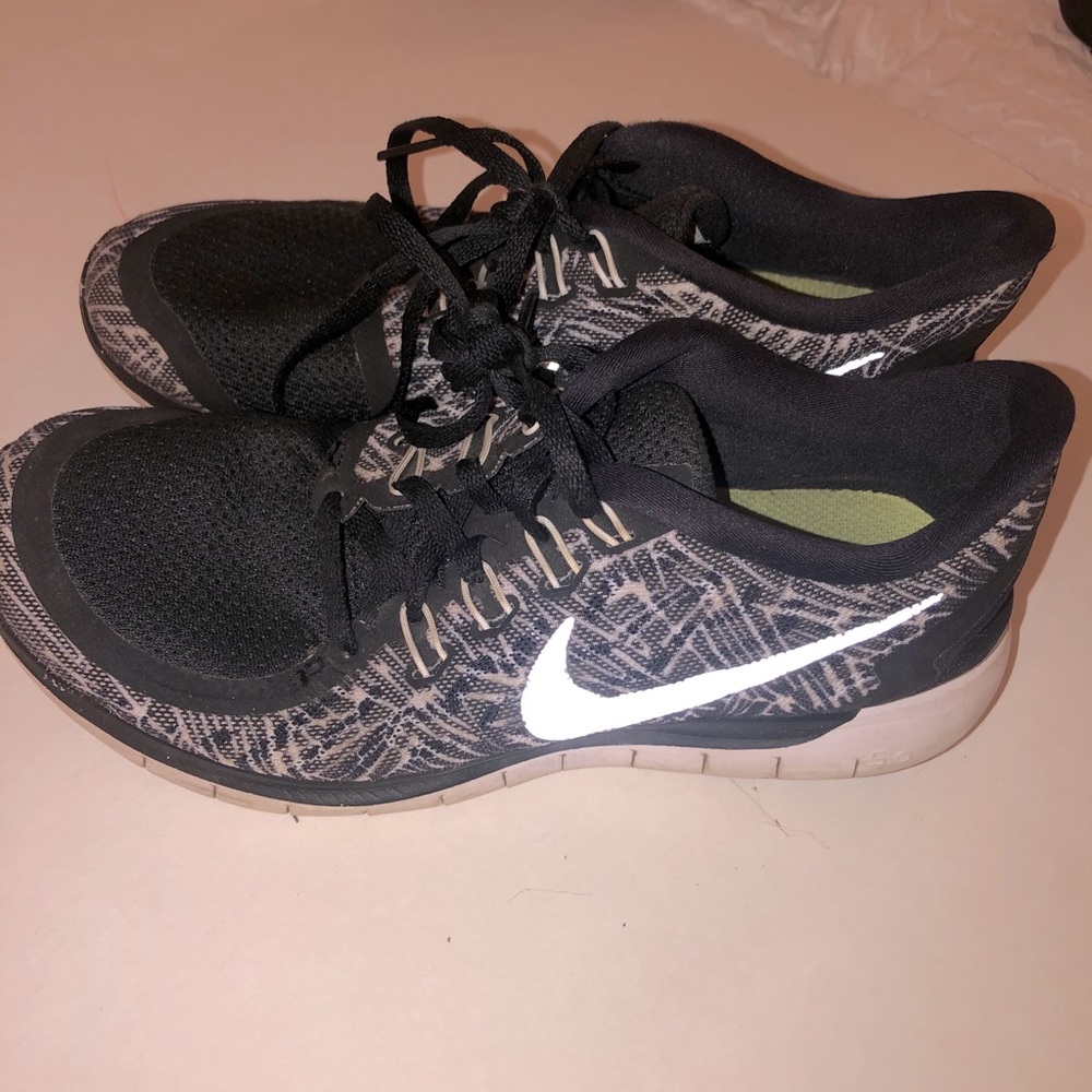 Nike 5.0 Free Runs women 7.5